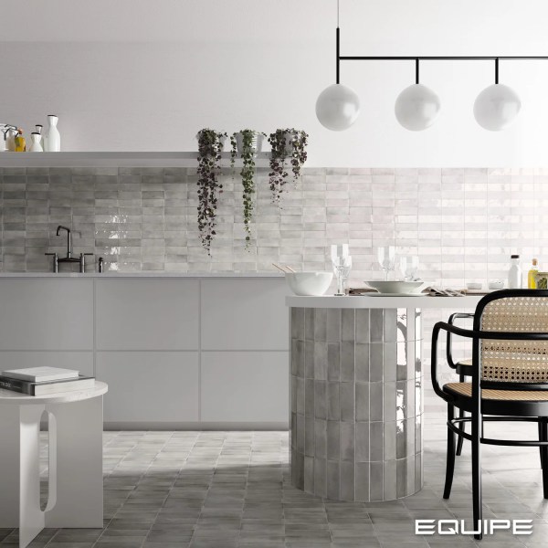 product2/equipe/coco/equipecocoambergreyglossmattkitchen