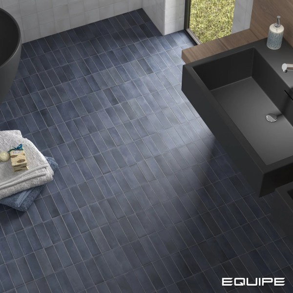 product2/equipe/coco/equipecocobluenightmattbathroomfloor