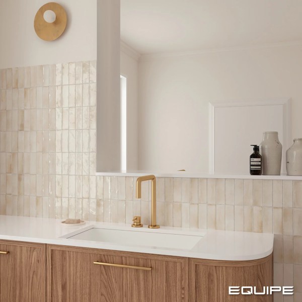 product2/equipe/coco/equipecococanvasglossbath2